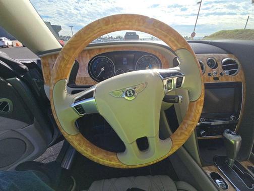 2016 Bentley Flying Spur V8