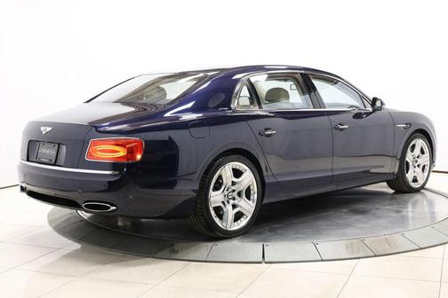 2015 Bentley Flying Spur Base