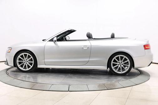Prism Silver Crystal Effect/Black Roof 2014 Audi RS 5 4.2