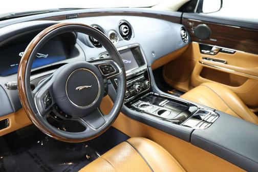 2013 Jaguar XJ L Portfolio