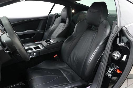 2015 Aston Martin DB9 Carbon Edition