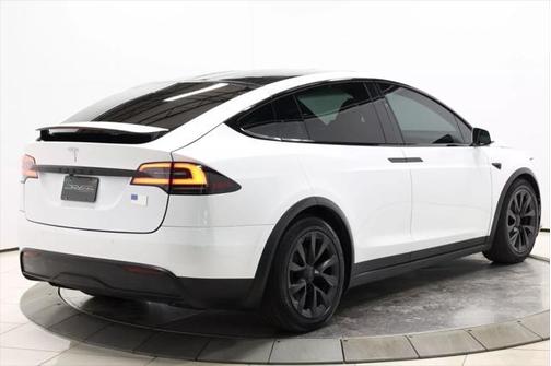2023 Tesla Model X Standard Range