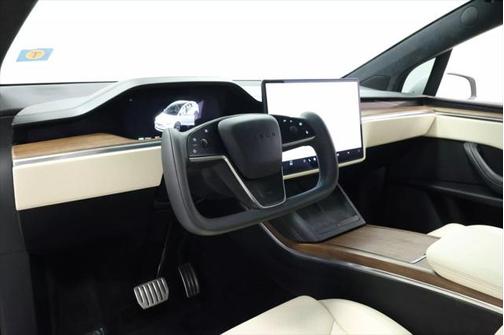 2023 Tesla Model X Standard Range