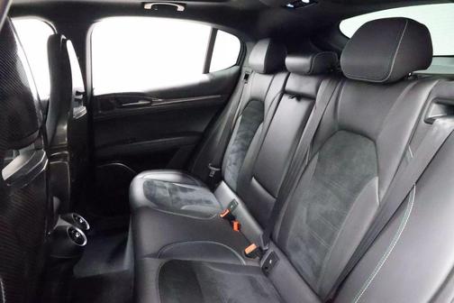 2022 Alfa Romeo Stelvio Ti
