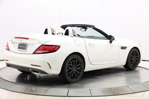 2018 Mercedes-Benz SLC 300 Base