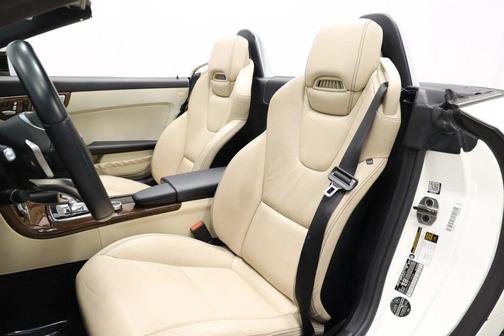 2018 Mercedes-Benz SLC 300 Base