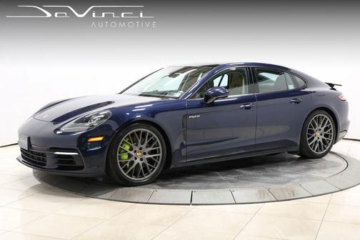 2018 Porsche Panamera 4