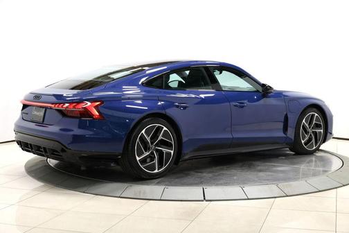 Ascari Blue Metallic 2024 Audi e-tron GT Premium Plus quattro