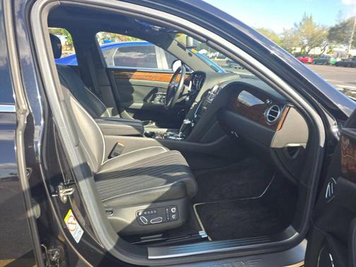 2018 Bentley Flying Spur V8