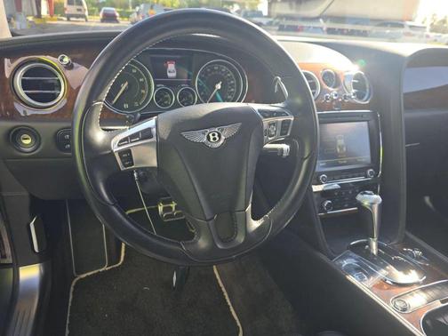 2018 Bentley Flying Spur V8