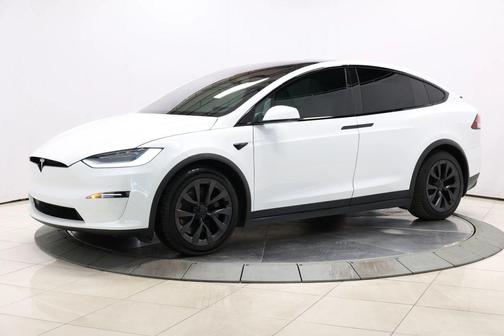 2022 Tesla Model X Plaid Tri Motor All-Wheel Drive
