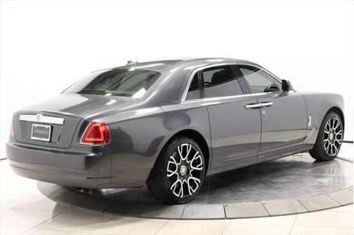 2015 Rolls-Royce Ghost Series II Sedan 4D