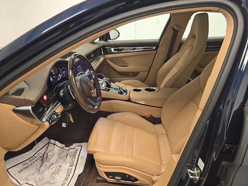 Night Blue Metallic 2022 Porsche Panamera 4 Platinum Edition