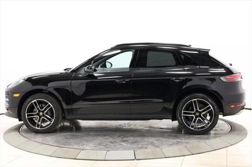 2021 Porsche Macan Base
