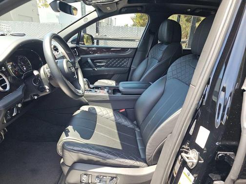 Black 2020 Bentley Bentayga Hybrid AWD