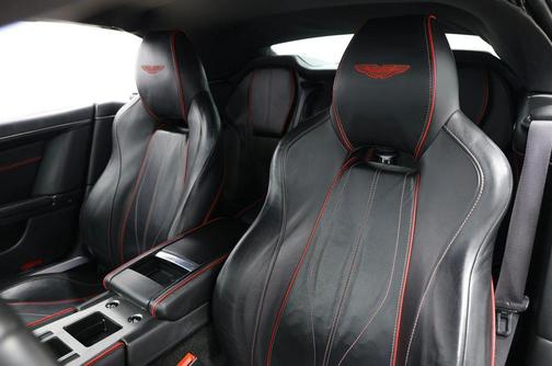 2014 Aston Martin DB9 Volante