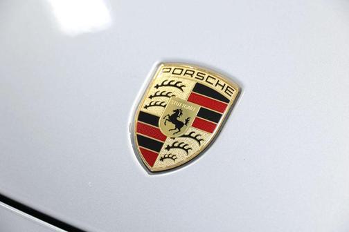 2018 Porsche Panamera 4