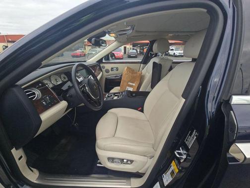 2015 Rolls-Royce Ghost Series II Sedan 4D