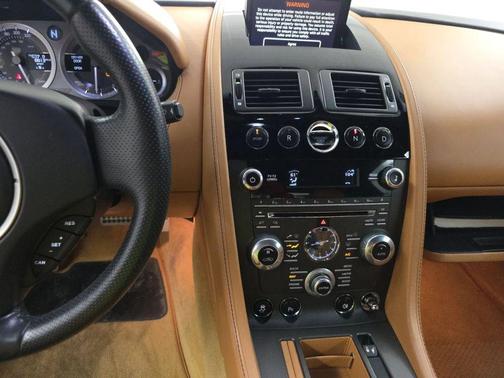 2012 Aston Martin V8 Vantage Base