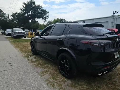 Vulcano Black Metallic 2024 Alfa Romeo Stelvio Quadrifoglio