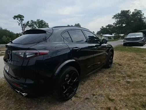 Vulcano Black Metallic 2024 Alfa Romeo Stelvio Quadrifoglio