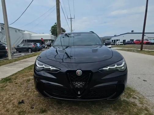 Vulcano Black Metallic 2024 Alfa Romeo Stelvio Quadrifoglio
