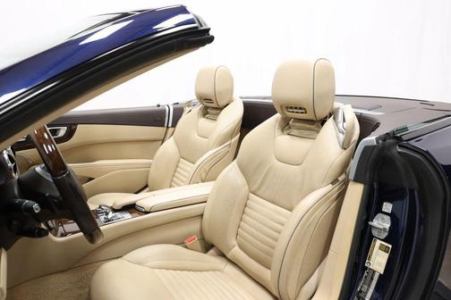 2013 Mercedes-Benz SL-Class SL 550 Roadster 2D