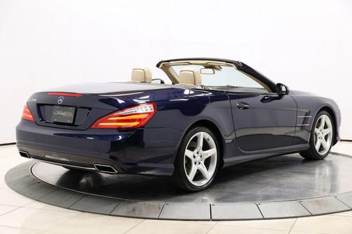 2013 Mercedes-Benz SL-Class SL 550 Roadster 2D