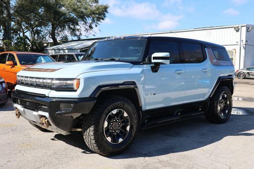 2024 GMC HUMMER EV SUV 2X