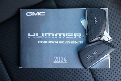 2024 GMC HUMMER EV SUV 2X