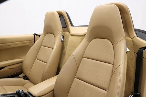 2013 Porsche Boxster Convertible 2D