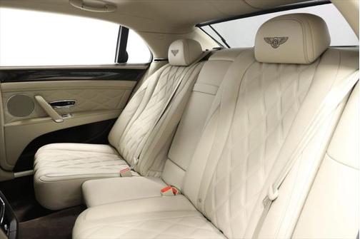 2015 Bentley Flying Spur Base