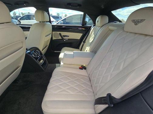 2016 Bentley Flying Spur V8