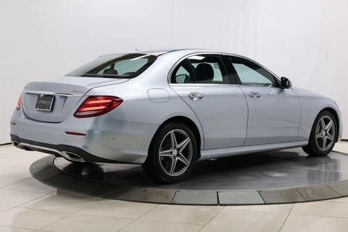 2017 Mercedes-Benz E-Class 4MATIC
