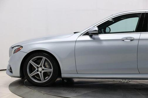 2017 Mercedes-Benz E-Class 4MATIC