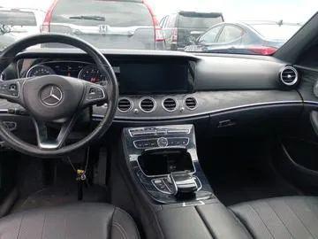 2017 Mercedes-Benz E-Class E 300 4MATIC Sedan 4D