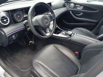 2017 Mercedes-Benz E-Class E 300 4MATIC Sedan 4D