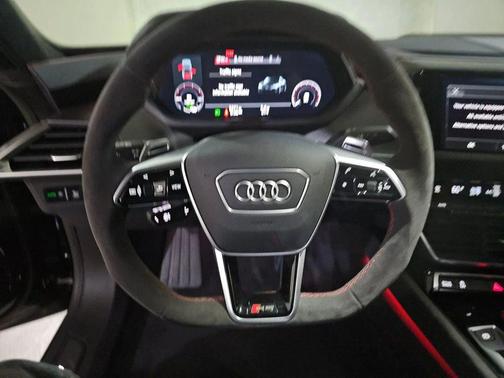 2022 Audi RS e-tron GT quattro