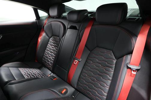 2022 Audi RS e-tron GT quattro