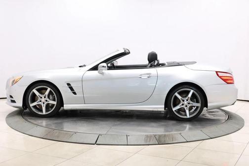 2014 Mercedes-Benz SL-Class SL 550 Roadster 2D