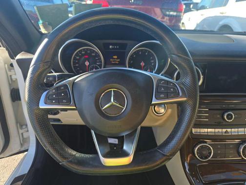 2017 Mercedes-Benz SLC 300 SLC 300 Roadster 2D