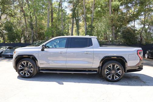 2024 GMC Sierra EV Denali Edition 1