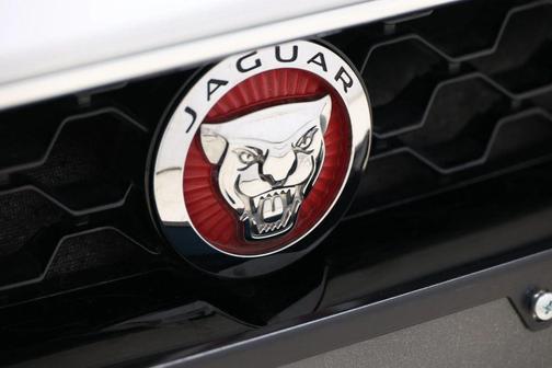 Polaris White 2016 Jaguar F-TYPE R