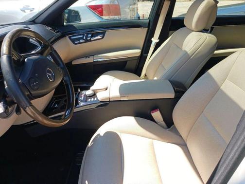 Diamond White 2013 Mercedes-Benz S-Class S 550 Sedan 4D