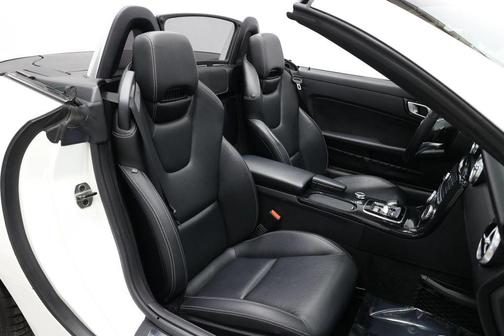 2020 Mercedes-Benz SLC 300 Base