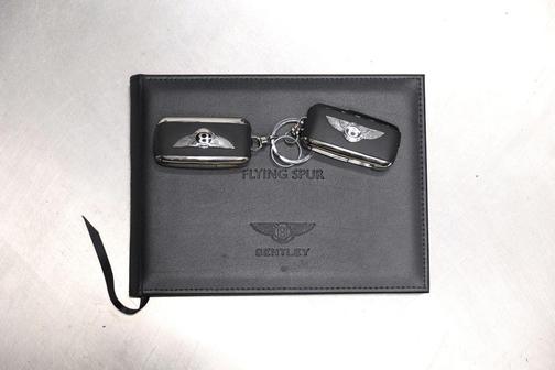 Beluga 2018 Bentley Flying Spur V8 S