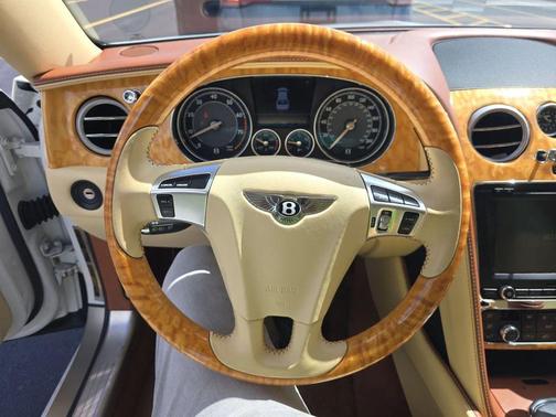 2014 Bentley Flying Spur Base