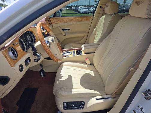 2014 Bentley Flying Spur Base