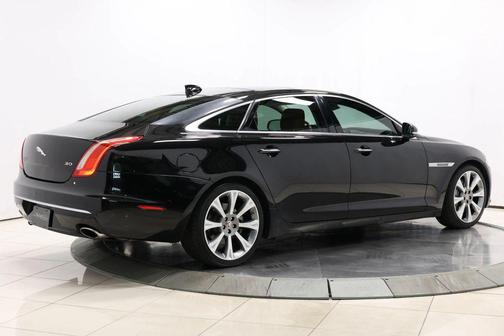 2017 Jaguar XJ XJL Portfolio