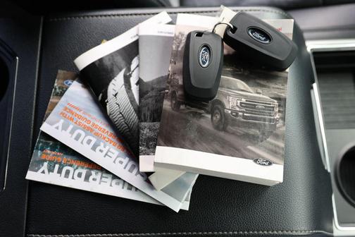 ANTIMATTER BLUE 2022 Ford F-350 Lariat